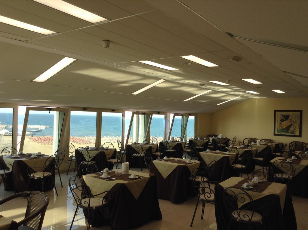 רודי גרגניקו Hotel Borgo Marina מראה חיצוני תמונה