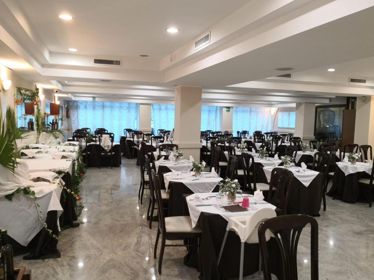 רודי גרגניקו Hotel Borgo Marina מראה חיצוני תמונה